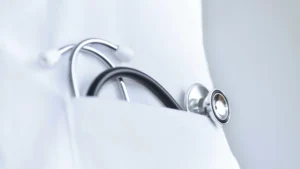 Ordre : Les collèges médicaux ont jusqu'en décembre pour revoir les ratios dans les urgences.