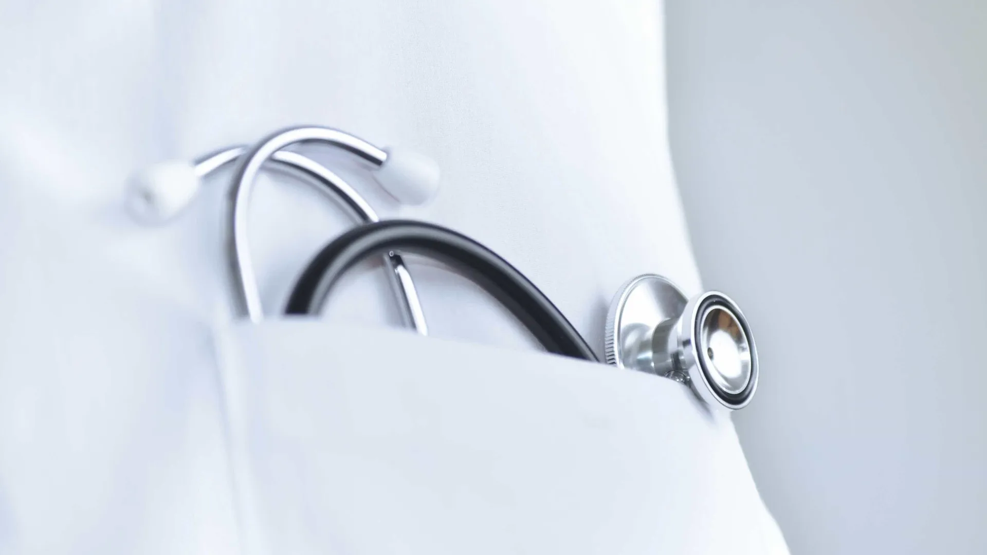 Ordre : Les collèges médicaux ont jusqu'en décembre pour revoir les ratios dans les urgences.