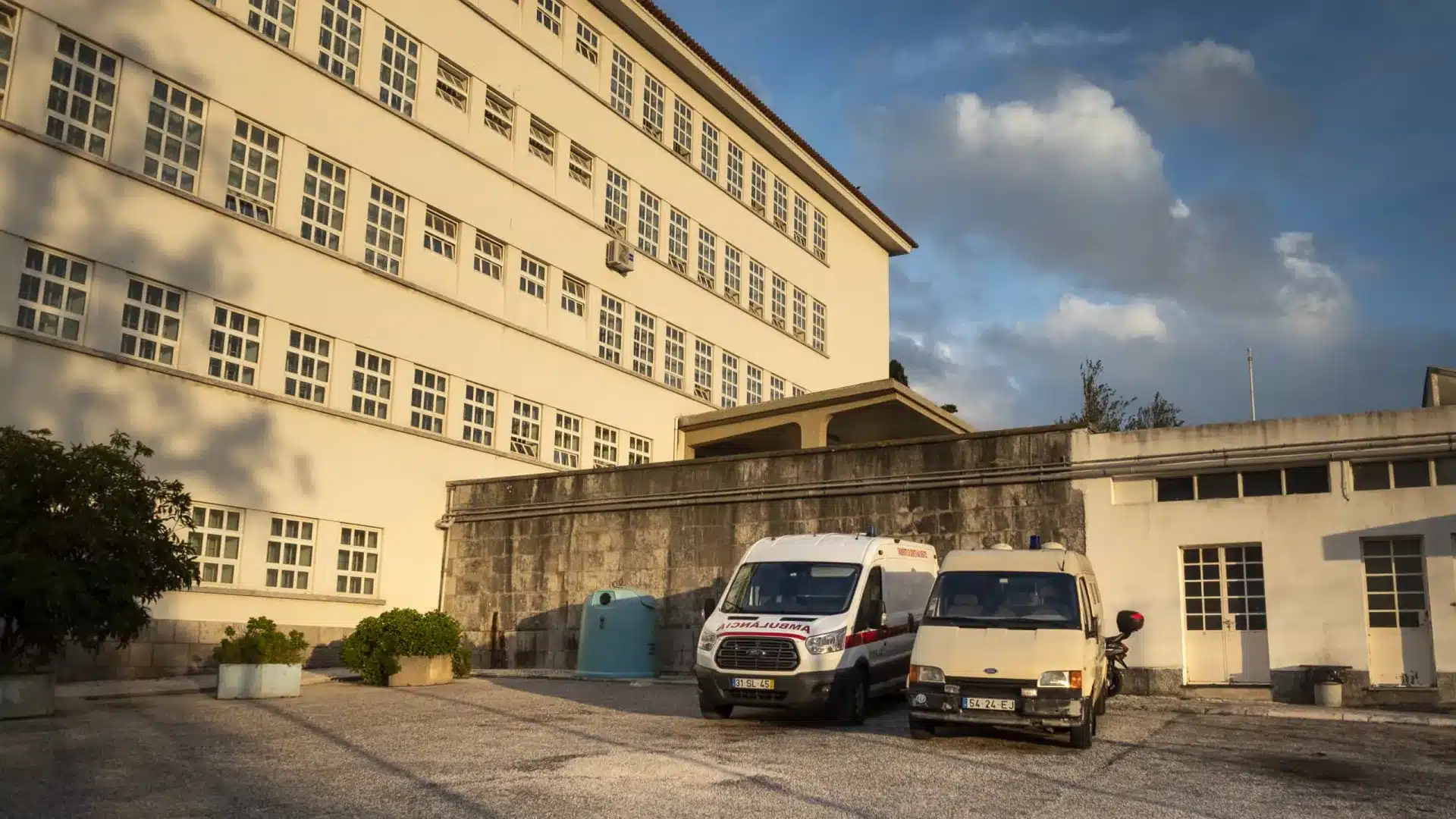 Six personnes avec 'légionelle' hospitalisées à l'Hôpital de São João à Porto.