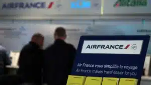 TAP. Air France-KLM considère que la vente à IAG serait difficile à accepter.
