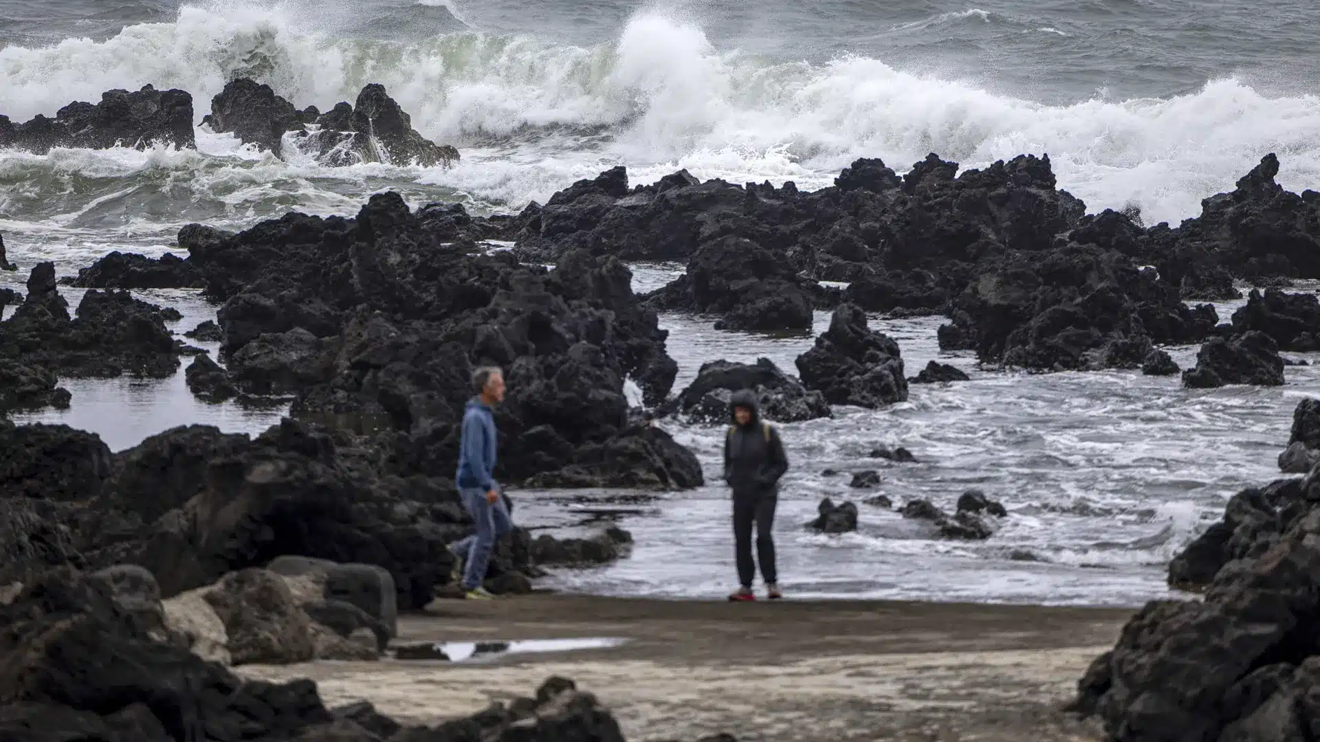 Tempête Gabrielle : IPMA abaisse les niveaux d'alerte sur toutes les îles.