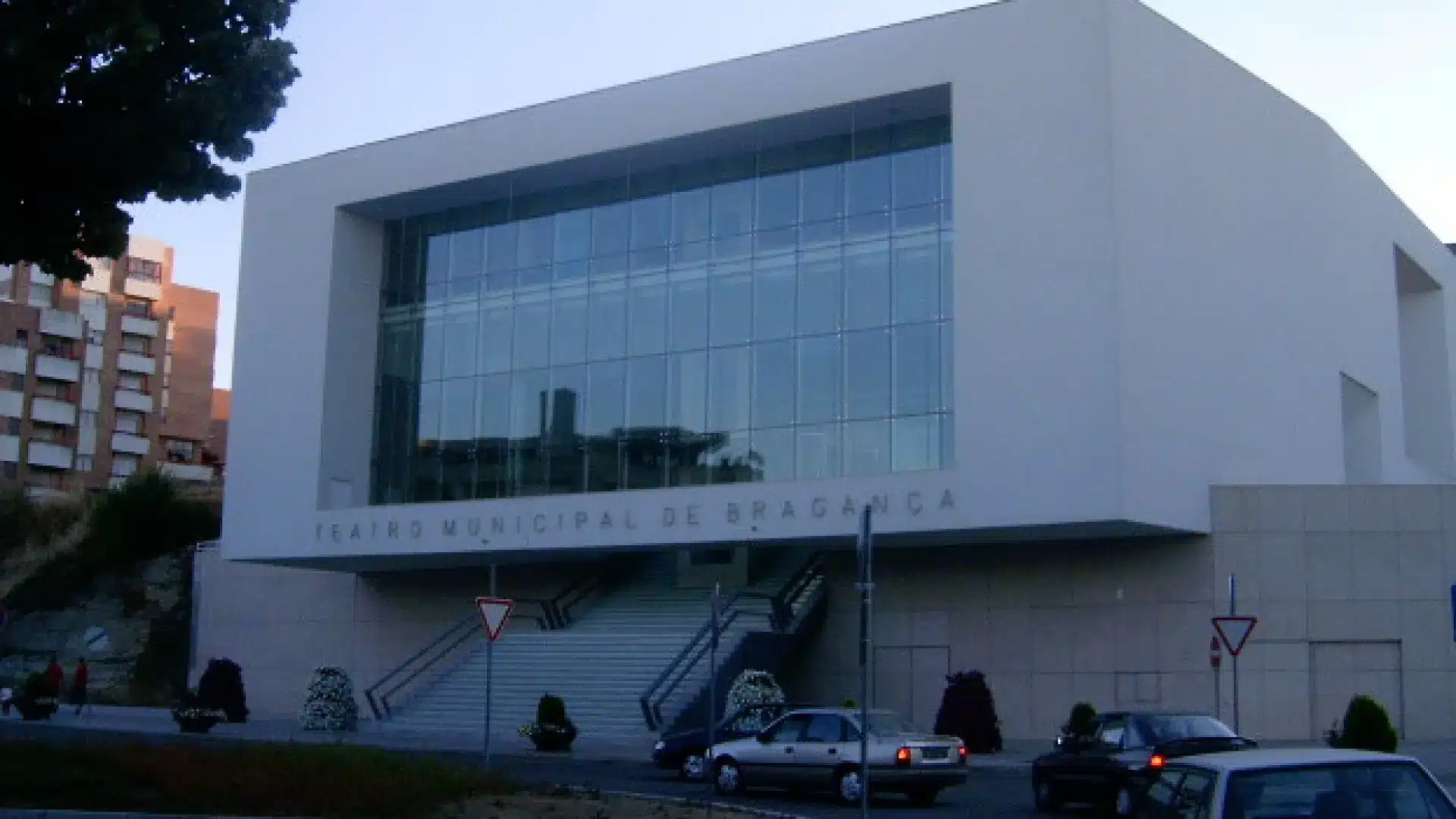 Théâtre de Bragança avec 38 spectacles jusqu'à la fin de l'année