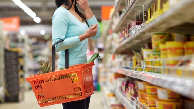 "Un des prix les plus élevés". Le panier alimentaire devient encore plus cher.