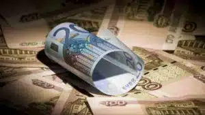Une étude révèle que le commerce mondial ralentit sa croissance à 1 % cette année.