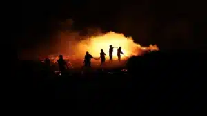 Une suspecte d'avoir allumé sept incendies détenue par la PJ à Vila Real