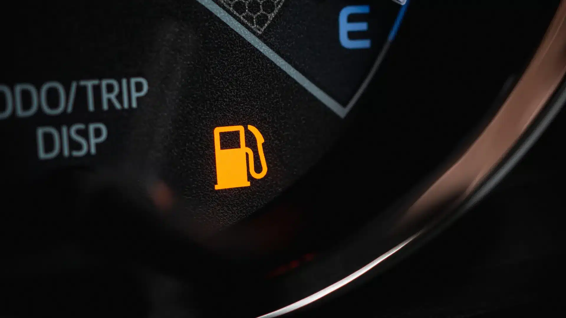 Voiture en réserve Découvrez ce qui arrive aux prix des carburants demain
