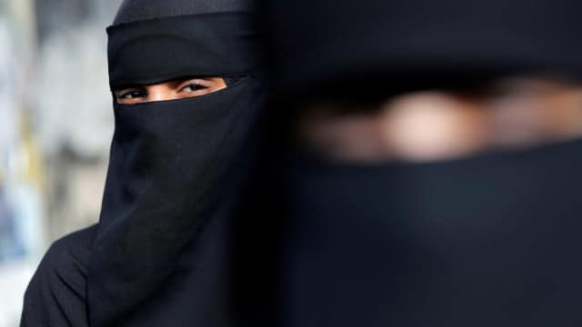 Burqa, niqab, hijab... Que sont-ils et quelles sont les différences ?