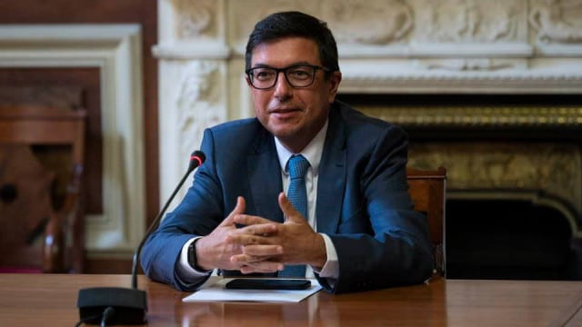 Coupes dans le SNS ? "Il n'y a aucune directive de couper quoi que ce soit."