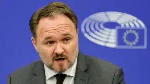 Coupure de courant ? Le commissaire à l'Énergie veut que l'UE "agisse de manière décisive"