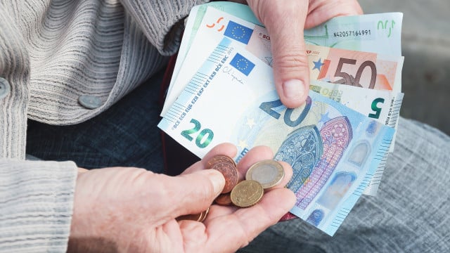 Complemento Solidário para Idosos aumenta 40€ em 2026. Quem tem direito?