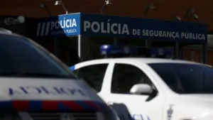 Détention préventive pour un homme qui a agressé et menacé de mort sa petite amie.