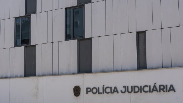 Détention provisoire pour homme qui a violé une "amie d'enfance" à Amadora.