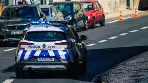 Deux hommes blessés par balle à Amadora mardi soir et aujourd'hui à l'aube.