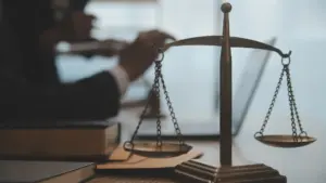Dix ans de prison pour crimes sexuels contre une sœur mineure à Leiria.
