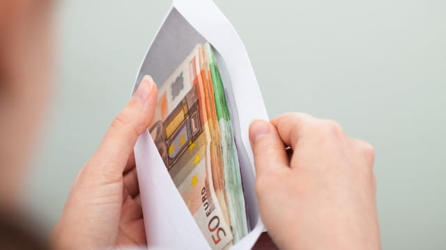Enfant malade ? N'oubliez pas que vous pouvez demander une allocation à la Sécurité sociale.