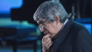 Ferro Rodrigues souligne l'importance de Balsemão pour la "liberté" du pays.