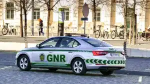 Homme arrêté pour trafic à Alcanena. 57 doses de cocaïne saisies.