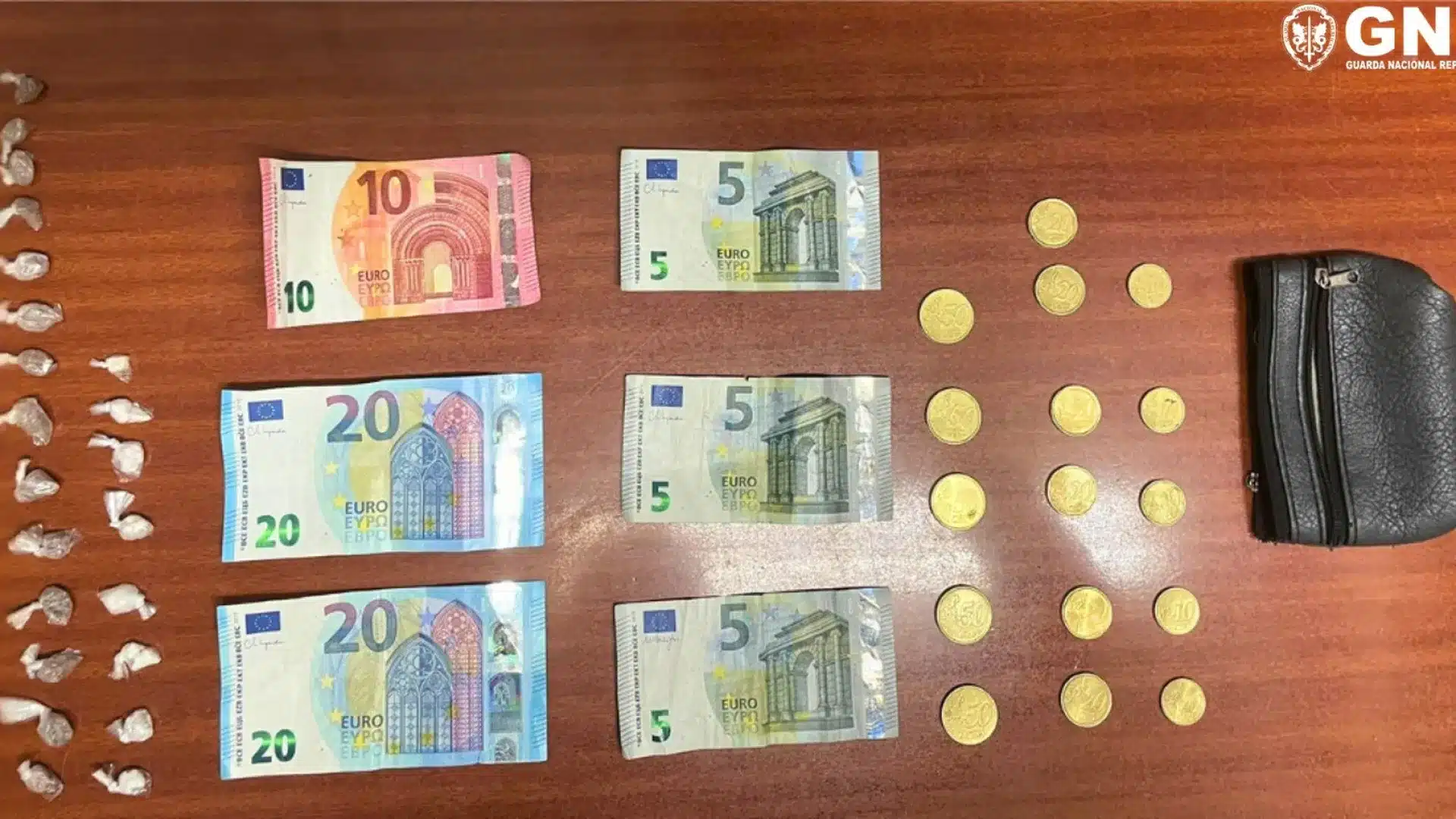 Homme de 19 ans arrêté à Trafaria pour trafic de drogue