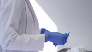 Infarmed suspend la commercialisation d'un lot de seringues de Cardio Natur.