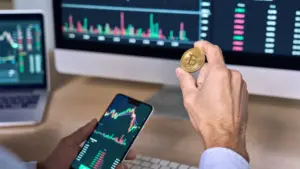 Investir dans les crypto-actifs : "Ne tombez pas dans le piège" et suivez ces conseils