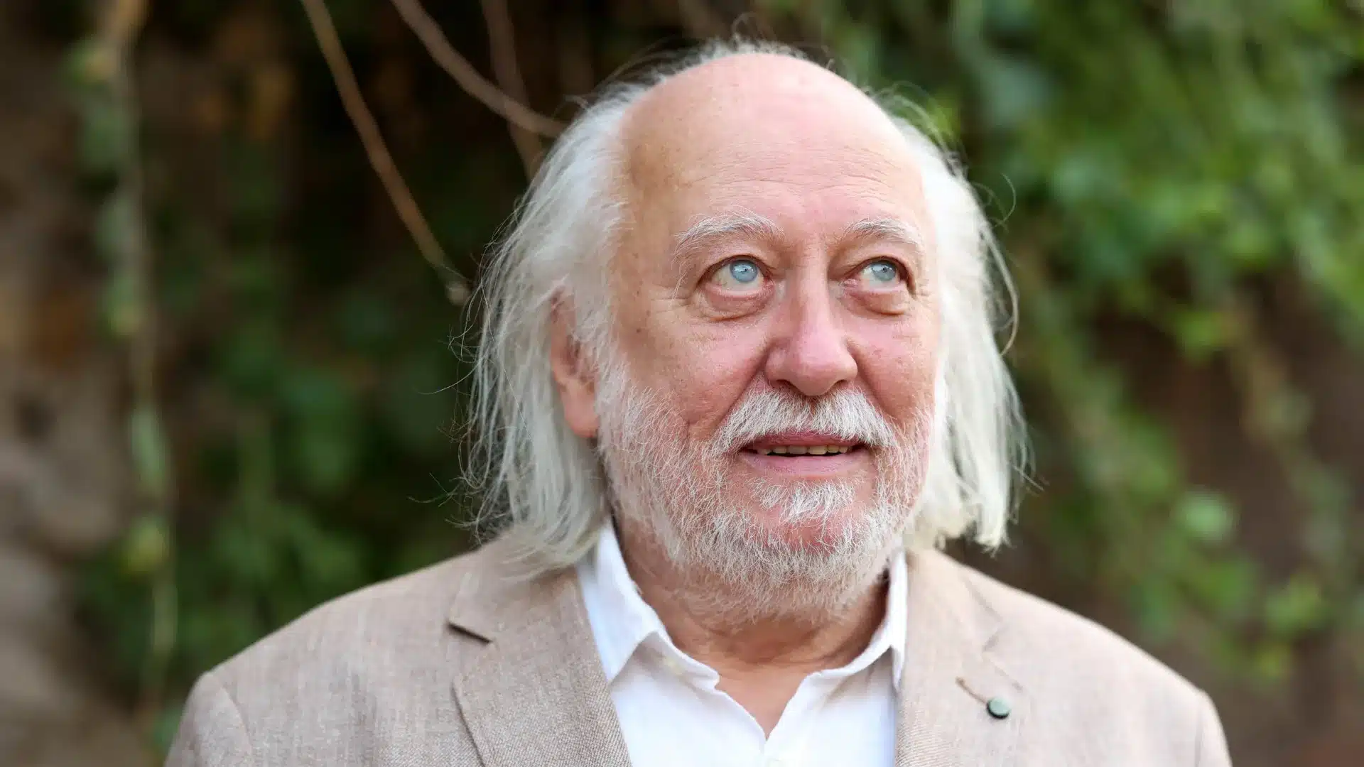 Je suis profondément heureux d'avoir reçu le Prix Nobel.