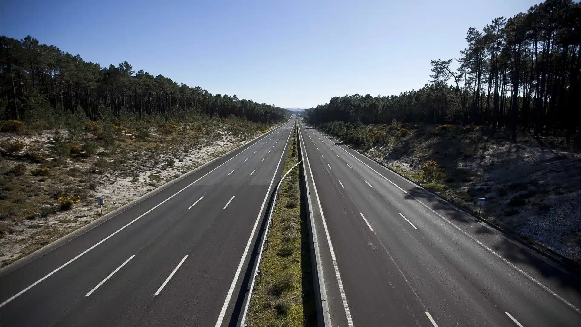 L'AdC donne son feu vert à l'achat de concessions d'autoroutes par des Japonais.