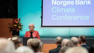 Lagarde : La dépendance envers les combustibles fossiles importés est insoutenable.
