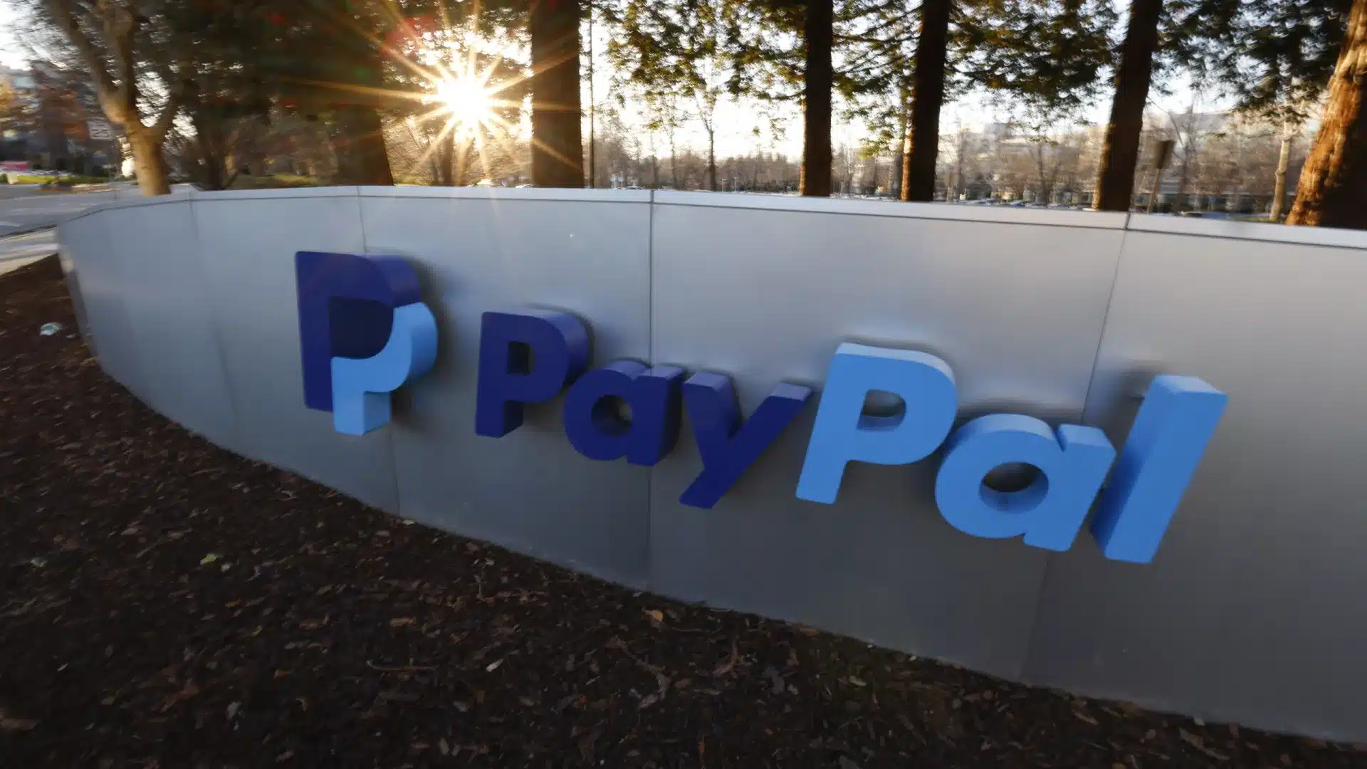 Le bénéfice de PayPal augmente de 25 % pour atteindre 3 263 millions jusqu'en septembre.