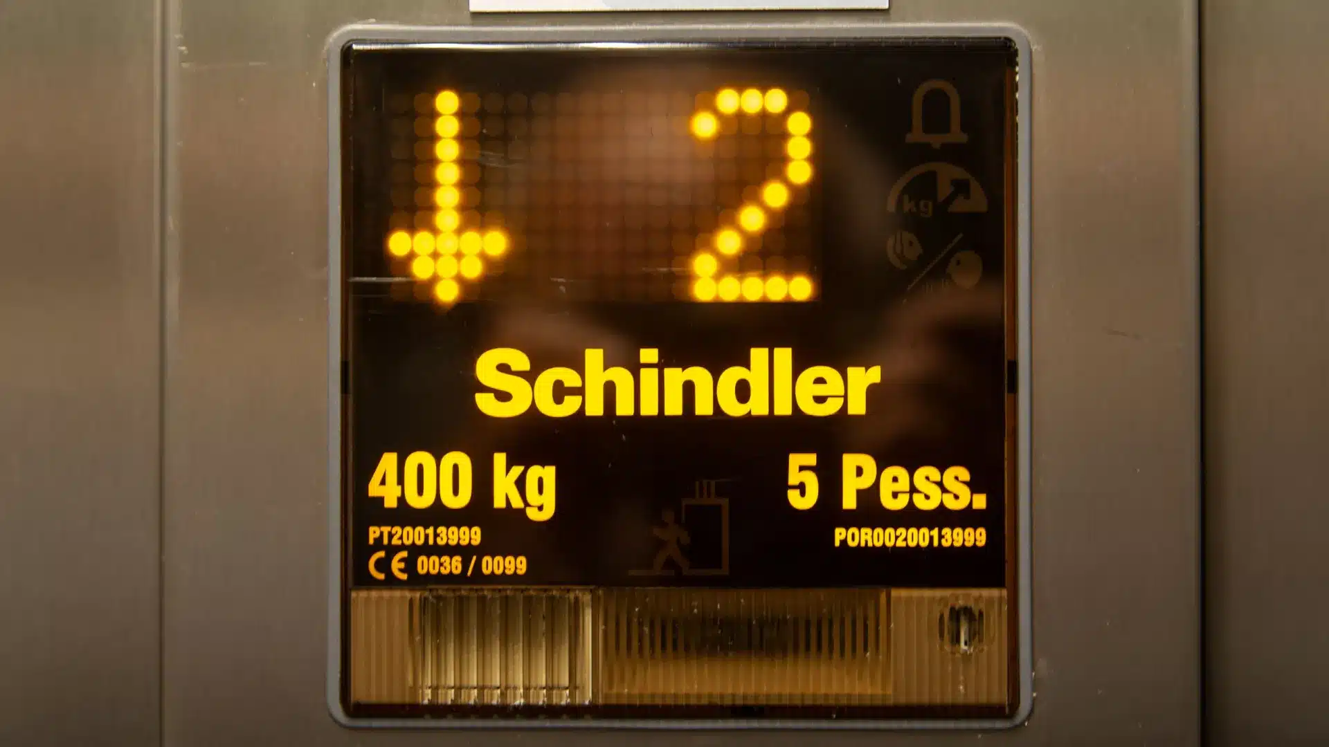 Le fabricant suisse d'ascenseurs Schindler supprime 1 200 postes de travail.