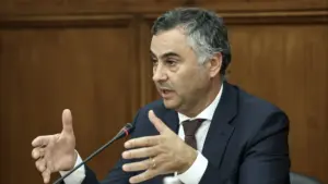 Le ministre dit que la liste indue d'étudiants en médecine doit avoir des conséquences.