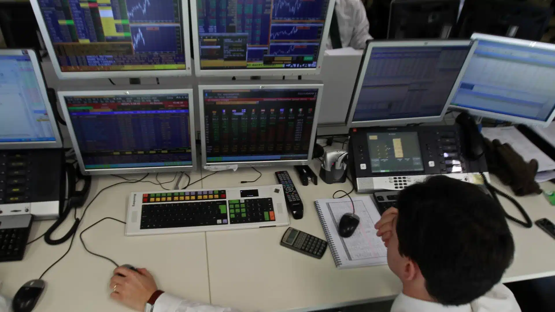 Le PSI inverse la tendance et baisse avec EDP Renováveis en recul de 1,12 %.