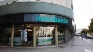 Les accords d'adhésion à la vente de Novo Banco sont signés mercredi.