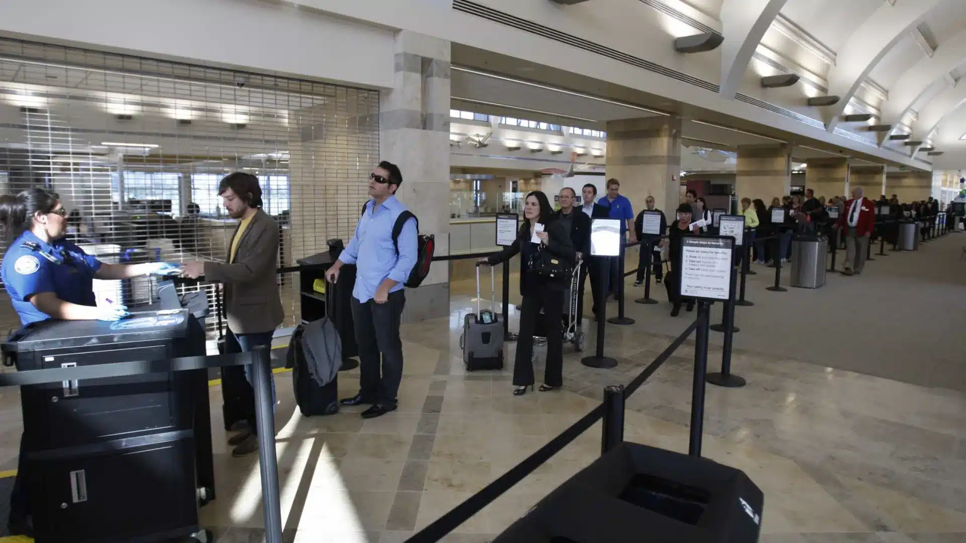 Les passagers dans les aéroports ont augmenté de 4,7 % jusqu'en septembre.