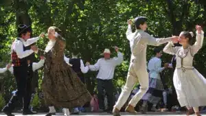 Les Portugais doivent inculquer l'amour du folklore aux luso-vénézuéliens.