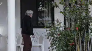 Ligne SOS Personnes Âgées : 67 % des victimes n'ont pas de soutien social intégré