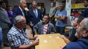 Marcelo à l'inauguration du port des Lajes das Flores en 2029 "s'il a la santé"