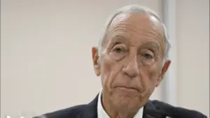 Marcelo défie le metteur en scène Ricardo Pais de maintenir son activité pendant une décennie de plus.