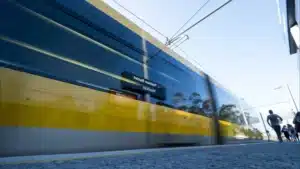 Metro do Porto suspend temporairement les travaux de la deuxième phase du metrobus.