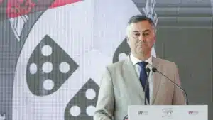 Moins de candidats au supérieur ? C'est dû aux conditions d'accès, dit le ministre.