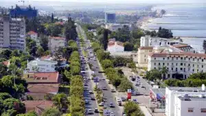 Mozambique avec un déficit budgétaire de 300 M€ au deuxième trimestre.