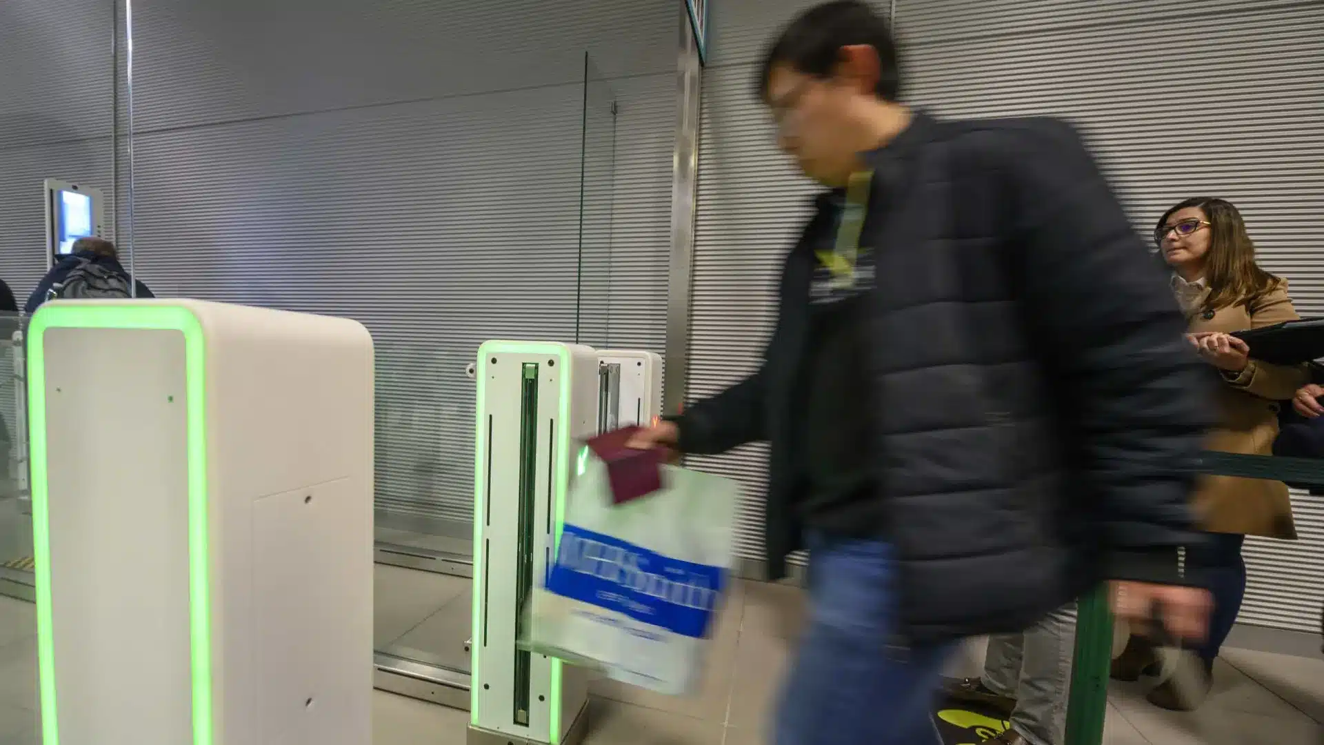 Plus de 1 250 personnes se sont vu refuser l'entrée dans le pays au cours du premier semestre.