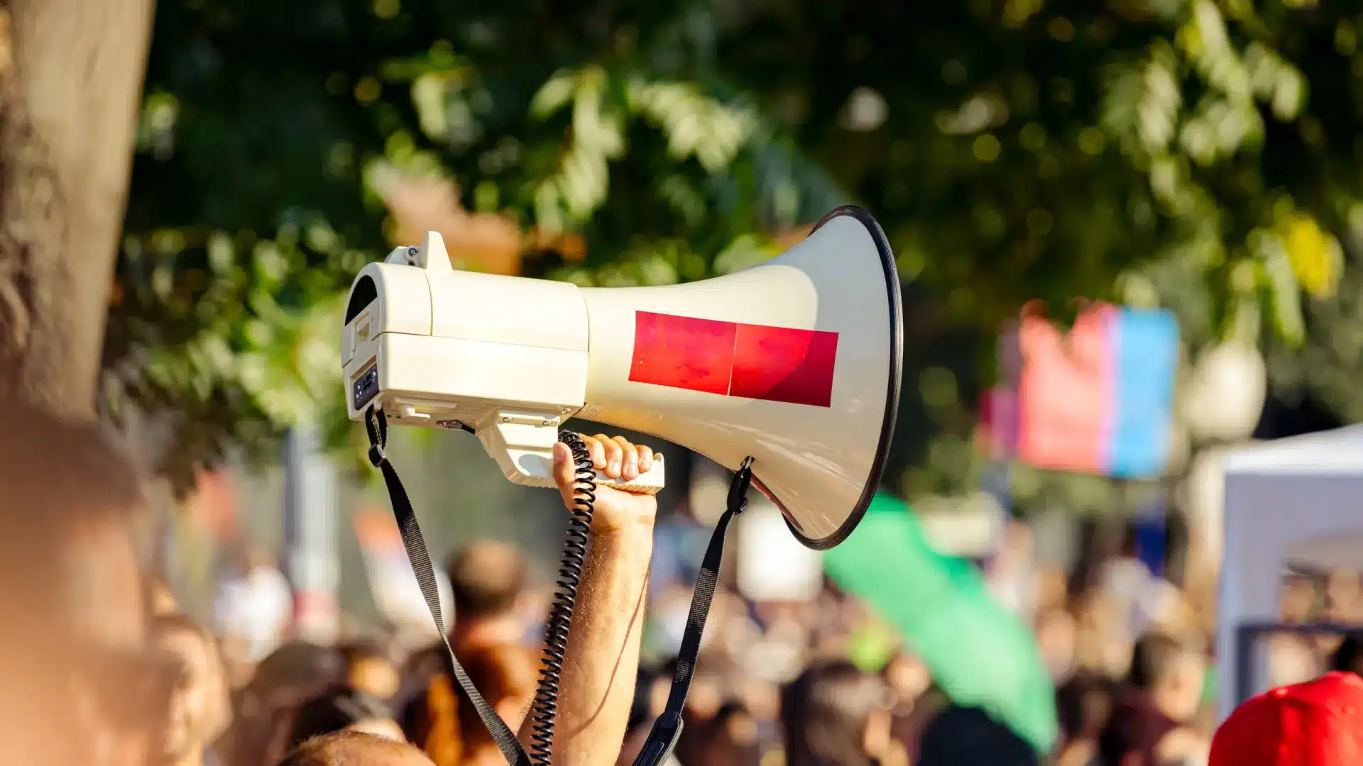 Près d'une centaine de manifestants exigent la justice sociale au Rossio