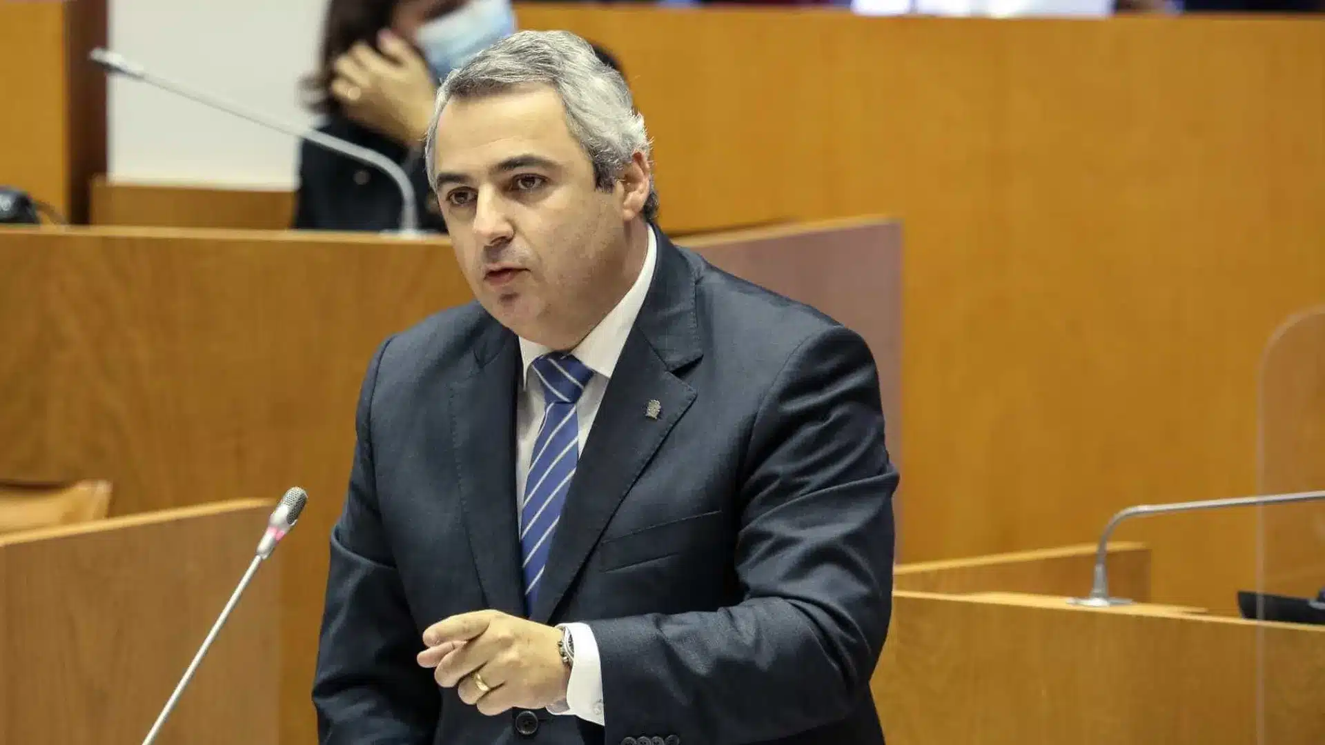 PSD gouverne sans majorité absolue pour la première fois à Ponta Delgada.