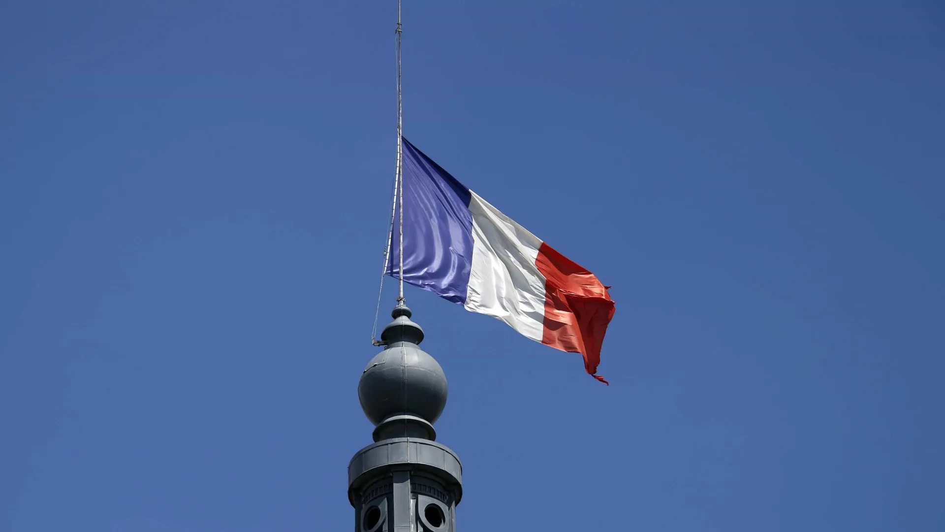 S&P abaisse la note de la France et la place au niveau du Portugal.