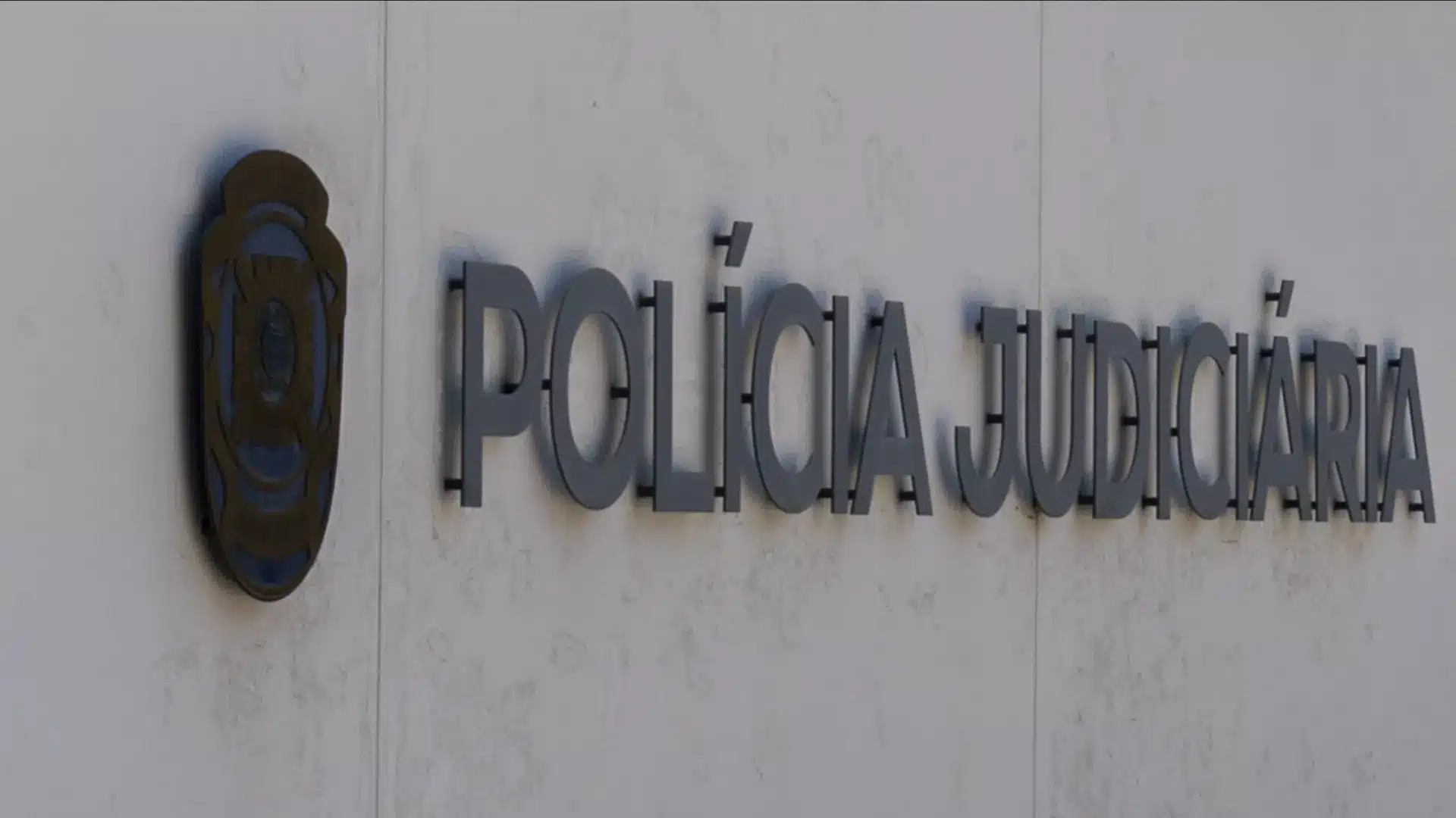 Un homme soupçonné de pornographie juvénile est arrêté par la PJ à Matosinhos.