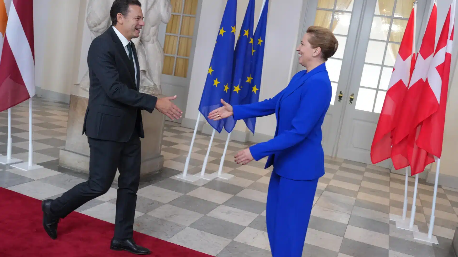 Utiliser les biens russes pour soutenir l'Ukraine est une "solution bien pensée".