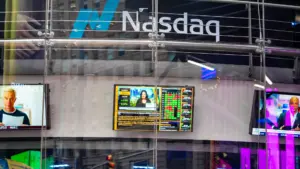 Wall Street ouvre en hausse, confiante dans une baisse des taux directeurs aux États-Unis.