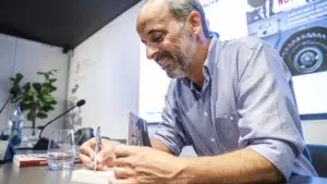 25 novembre. "Le PCP a été l'un des responsables de la non-escalade de la violence"