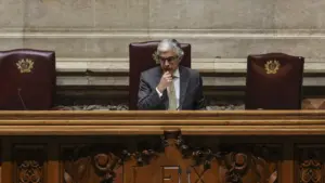 Aguiar-Branco reçoit le président de l'Assemblée nationale de France