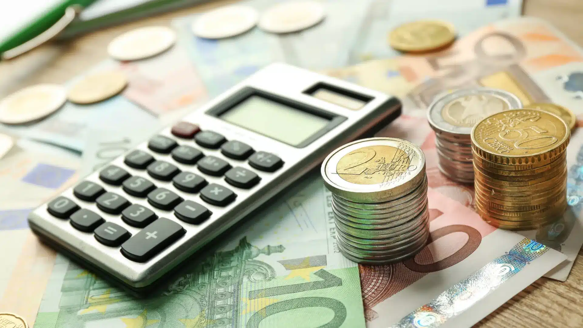 Attention : Des réformes anticipées risquent une réduction de 17,6 % l'année prochaine.